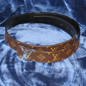 Louis Vuitton reversible belt with Silver Buckle